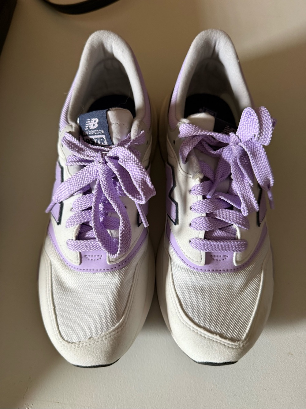 New Balance Women's White and Lavender Athletic Sneakers